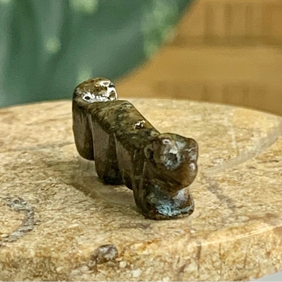 Vintage Native American Zuni Hand Carved Wolf Fox Coyote Fetish Animal Bead .9" - Picture 4 of 15